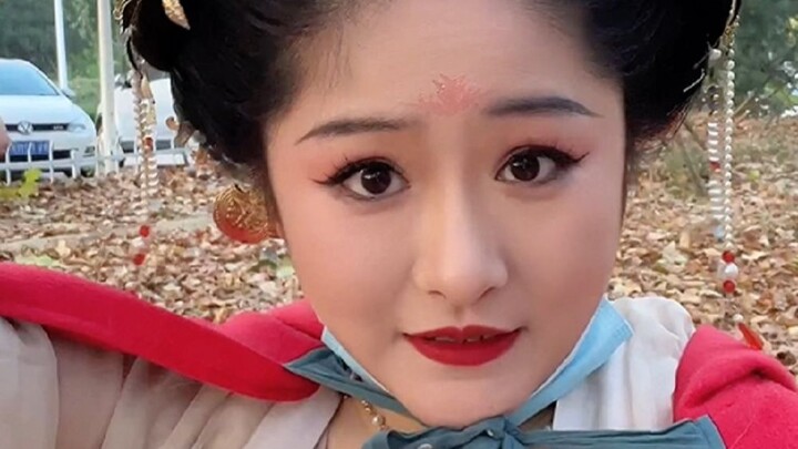 Scouring the floor for my hairpin—where did it go???