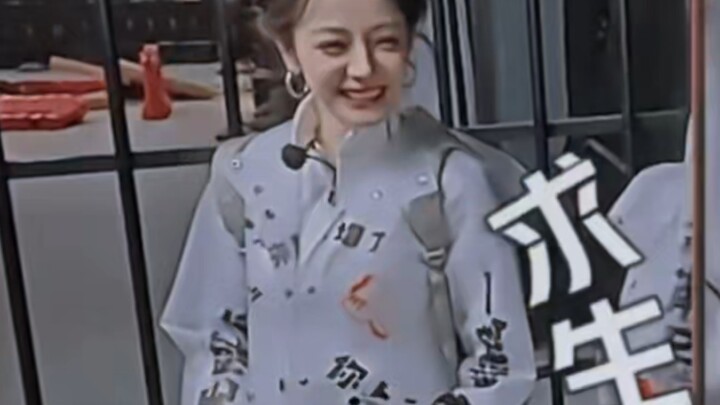 Teacher, why does our Reba just stand there blankly? Teacher, could our Reba be a child model? Teach