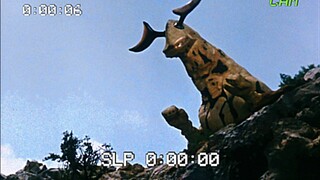 “艾雷王 你一定要打败赛文奥特曼啊”