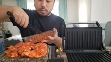 ASMR GRILLED SPICY GOCHUJANG CHICKEN DRUMSTICKS & CRISPY POTATOES 🍗🥔 - Eating Sounds