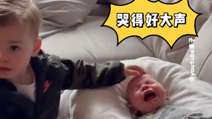 “หนูไม่ได้ทำอะไรเลยค่ะแม่!”