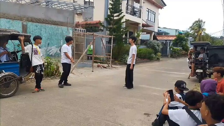suntukan sa labas Ng school