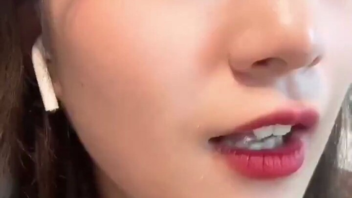 แฟนสาวไม่ให้คุณจูบเพราะอะไรนะ