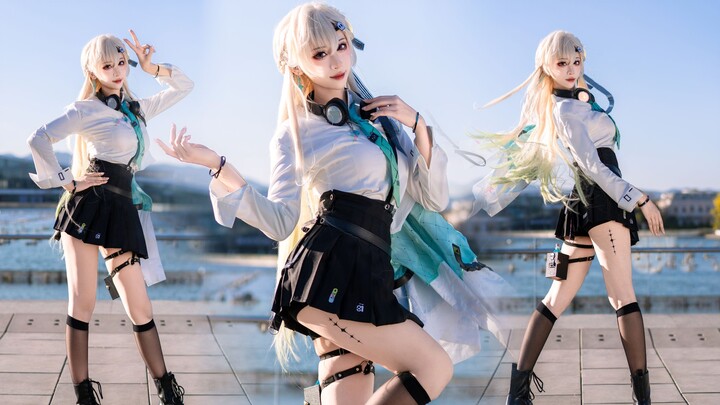 Senior Sister’s Figure Is So Stunning! Rinne Theme Song Cover — Vertical, One-Take Dance Video