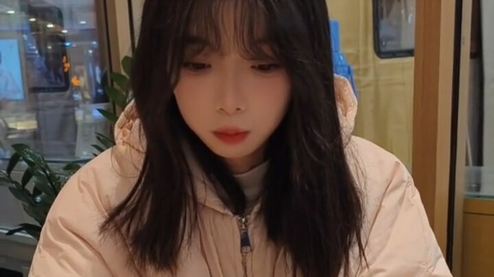 一个爱你的老款女友