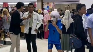 Orang fotoin Cosplayer 🙅cosplayer fotoin orang ☝🏻