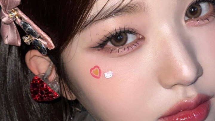 【تشانغ يوانينغ】 أكثر من 3 ساعات ووصلت الإعجابات إلى مليون على إنستغرام—سيلفي بوجه مواجه مباشرة—حقًا 