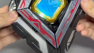 The cheapest Ultraman Transformer! Just over half a sheet! Great feel! DX Ake Awakening Device!