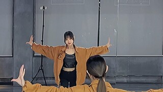 【สวัสดี】คิมแทยอน-INVU