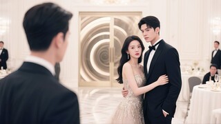 ความรัก 10 ปีพบกับความเย็นชาเขาแต่งงานกับรักแรกเธอกลายเป็นสมบัติของซีอีโอสายเกินไปที่จะเสียใจ