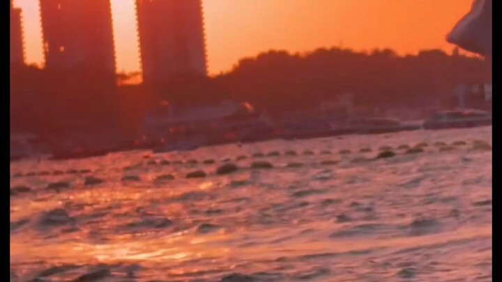 蓝心羽贩卖泰国日落หัวใจสีน้ําเงินขายพระอาทิตย์ตกไทย