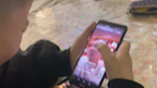 الأخ الصغير الذي يستحق الضرب