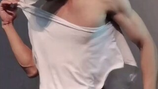 Opening the dragon spine is easy—learn it in a second. Waking up early helps boost yang energy withi