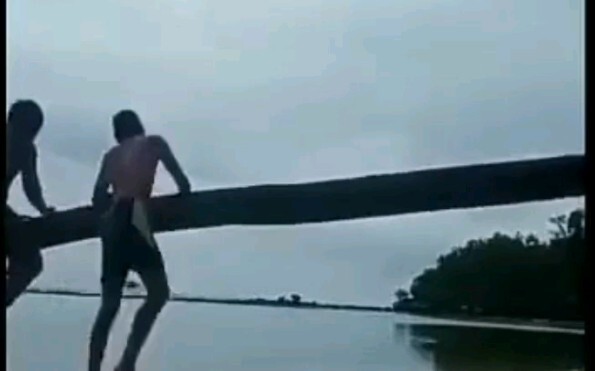 When this song sounded, my parents raised me in vain.