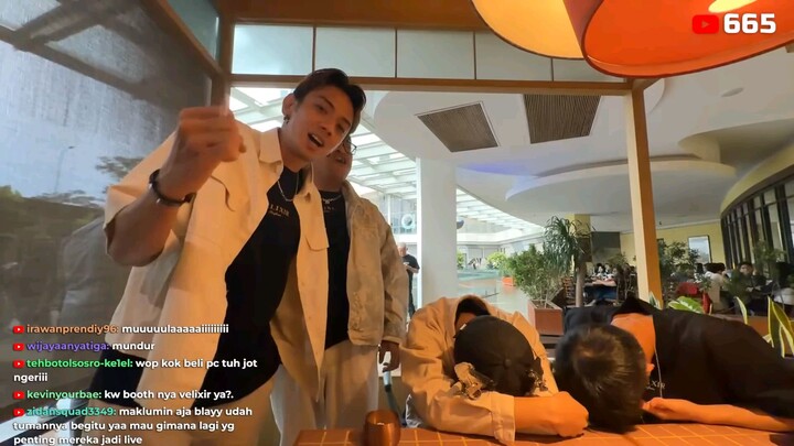 HARUSNYA NGE MALL