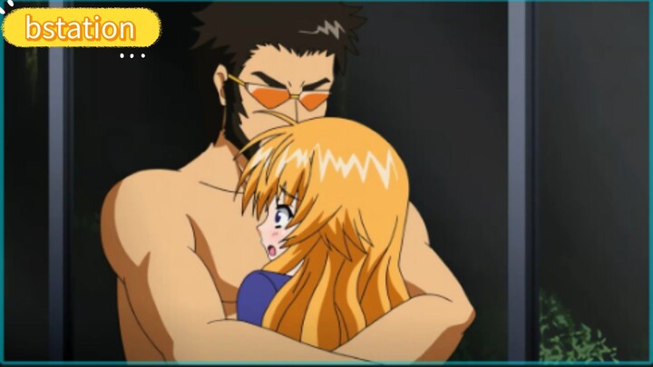 Pilih main sama bapaknya pacar sendiri