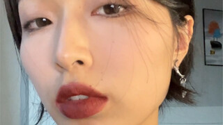 [Swatches for yellow and black skin] A new look for autumn, a bright and beautiful lady.
