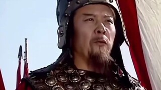 Dialog yang mendominasi antara Cao Cao dan Liu Bei.