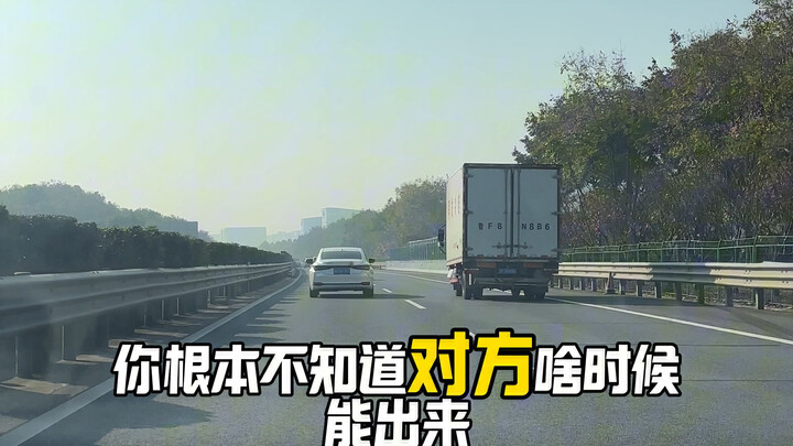 Người lái xe say rượu đã đâm vào xe của chúng tôi, công ty bảo hiểm của anh ta từ chối bồi thường, v