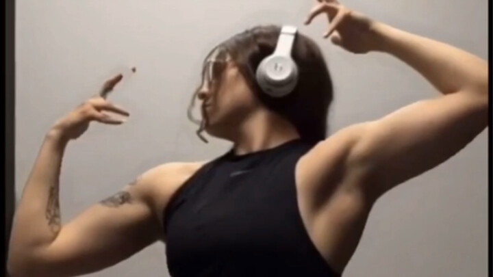 How Attractive Are Girls' Muscles?