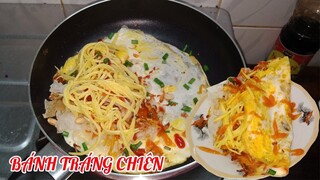 Làm bánh tráng chiên món ăn vặt đường phố ngon khó cưỡng