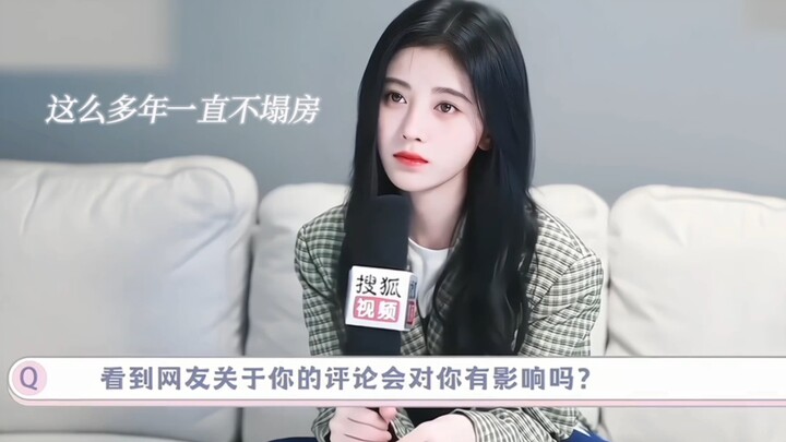 Trước đây cứ nghĩ cô ấy rất giả tạo, giờ mới phát hiện trạng thái tinh thần của cô ấy đã đi trước tô