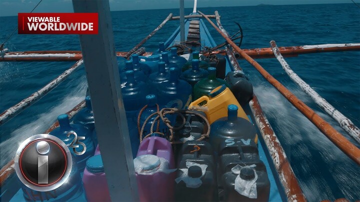 Mga residente ng Isla Zapatos, tumatawid pa ng dagat para lang makapag-igib ng tubig | I-Witness
