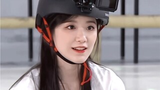 Amazing! A rare "living" idol in the entertainment industry, who dares to confront haters and has no