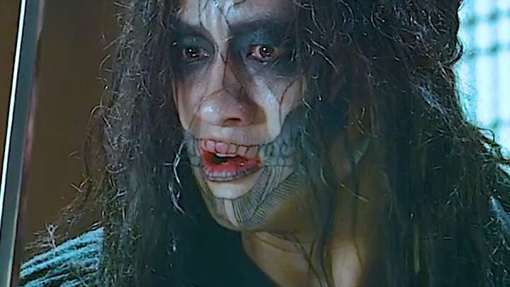 “Cahaya pedang dan bayangan pedang sulit digambarkan, ini bukan pedang Gu Long!”