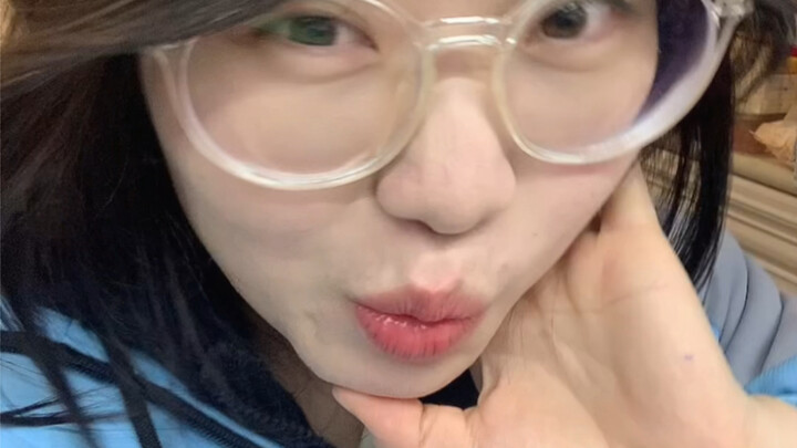 咋办！老师以为我和女生谈恋爱？！