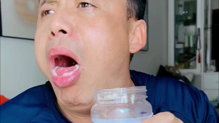 ท้าทายไข่ผึ้งตัวเมีย