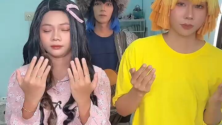 COSPLAY ANIME| nyanyi ramadan bareng keluarga wibu