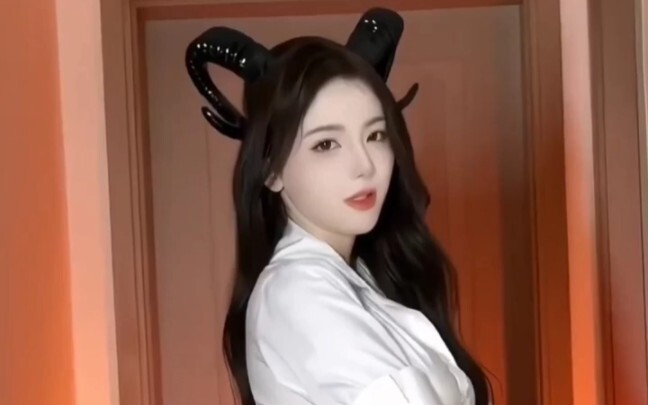 Gerakan tari #Suster Edisi Baru# Segelas teh susu pertama musim gugur 36996