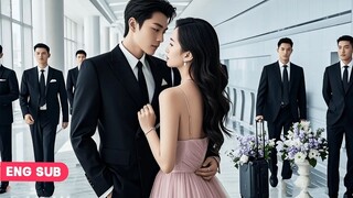 CEO shunned all women, Unexpectedly, fell for the girl who crashed into his arms! Love sparked!