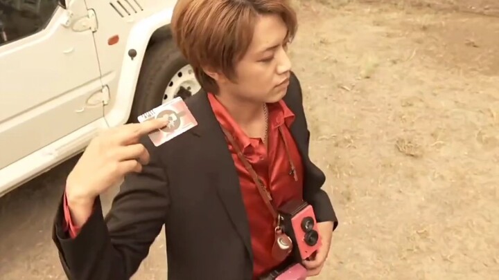 Brother Xiao Ming: As a newcomer, you have to use honorifics. You know the consequences.