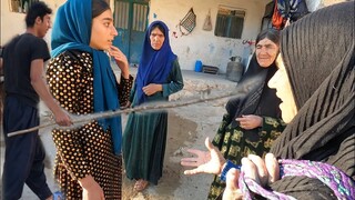 "Journey to the village, breaking up Masoumeh's family by grandmothers"