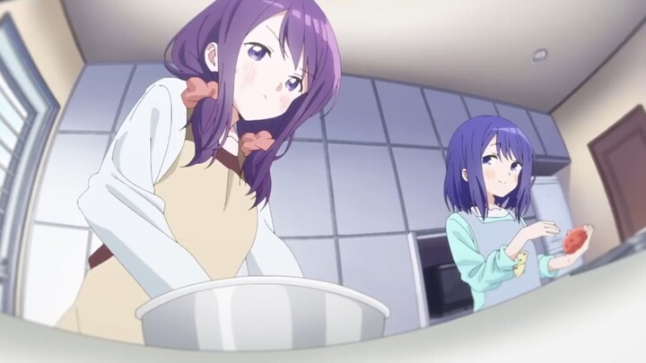 Si kembar lagi mencoba belajar masak