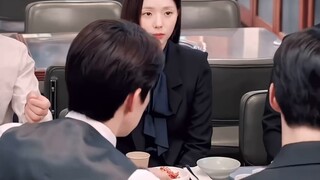 Làm thế nào có thể có một con mèo báo dễ thương như vậy? ! !