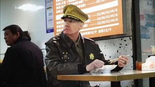 Halo, saya Jenderal MacArthur.