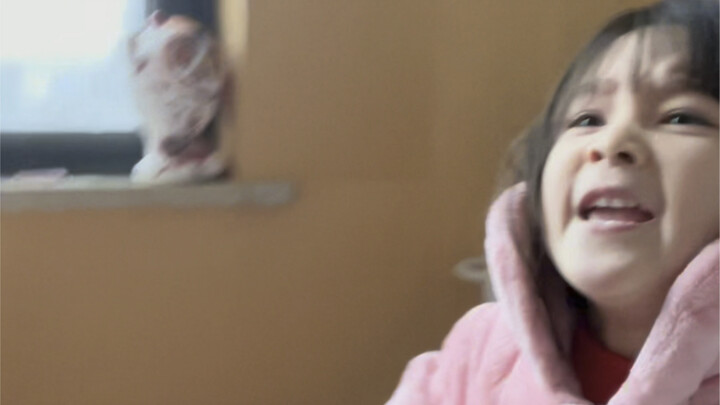 My little sister has a temper.