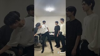 [ENHYPEN TIKTOK] NI-KI ‘HEARTBREAK ANNIVERSARY’ with hyungs (06.13.21)