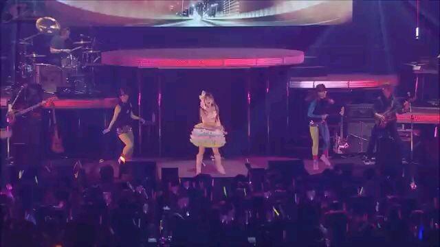 เพลง Angle Night จากเรื่อง ซิตี้ฮันเตอร์ โดย shoko nakagawa ผู้ร้องนำมาทำคอน ในปี2010