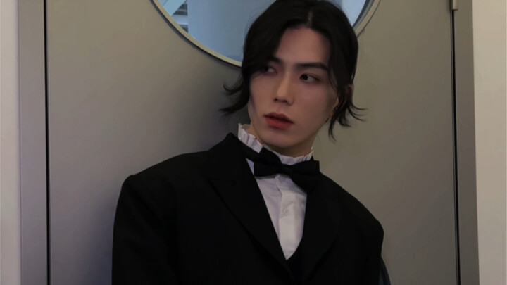 Đối diện hóa trang