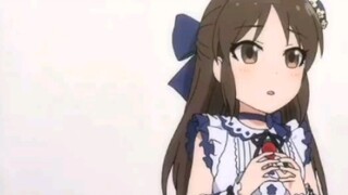 Today is Alice's costume photo shoot