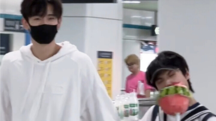 ตัดสินใจแล้ว หน้าร้อนนี้ก็กินแต่แตงโมล่ะ!