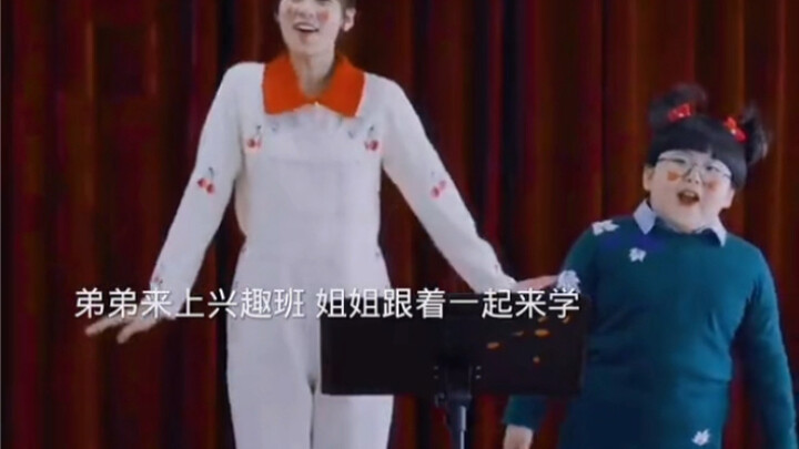 Watching the dramas Zhao Zhaoyi starred in back then is really hilarious.