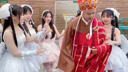 Cái chết của Đường Tăng giống nhau 10000% hahahaha