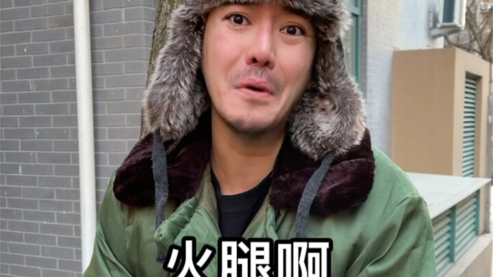 生活在同一个城市的我们 却好似天各一方 可能这就是心的距离