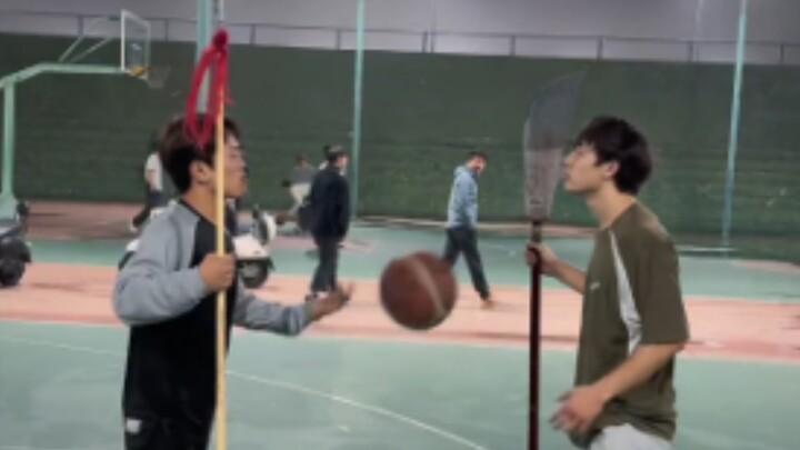 “Mỗi pha bóng đều là tranh chấp hợp lý, không có vấn đề gì cả.”