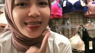 sini aku yang pasangin🤤